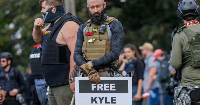 Kyle Rittenhouse: Is Kenosha gunman innocent? Internet rallies for 17-year-old who said 'I shot two White kids'