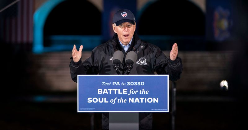 Is Joe Biden having a health crisis? Ex-VP confuses Philadelphia Eagles logo with college emblem: 'He's lost it'