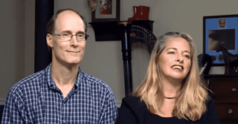 'Welcome To Plathville': How did Kim and Barry Plath meet? Internet gets grossed out as couple share a kiss