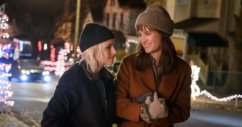 'Happiest Season': Release date, plot, cast, trailer and all you need to know about gay romcom starring Kristen Stewart on Hulu