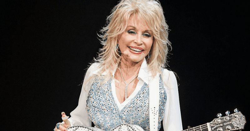 Dolly Parton says 'God didn't want her to have kids' due to her career, Internet asks if men ever have to explain this