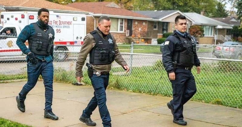 'Chicago PD' Season 8 Episode 2 Review: Atwater comes up with a 'third option' to overcome Blue Wall harassment