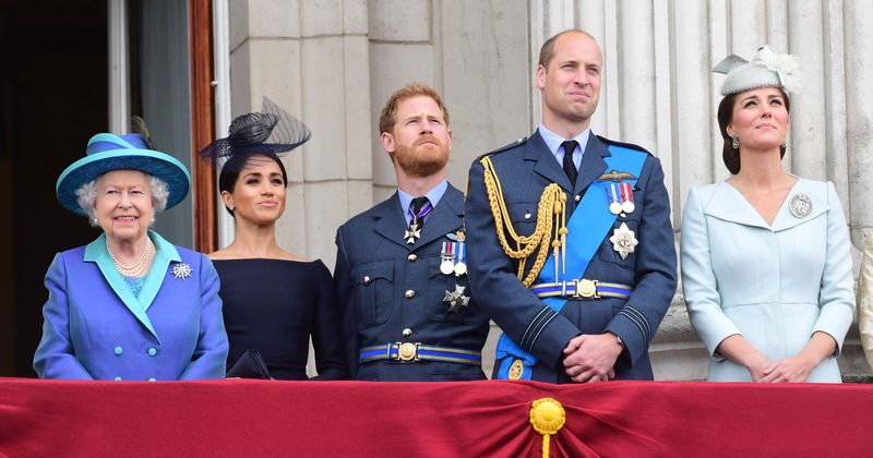 Meghan Markle miscarriage: Did the Queen, royal family members know Duchess lost her second child before op-ed?