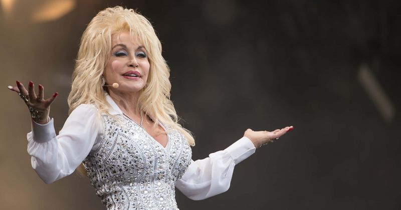 ‘A Holly Dolly Christmas’: Is Dolly Parton’s CBS Special on her lovers? Singer once said 'men are my weakness'