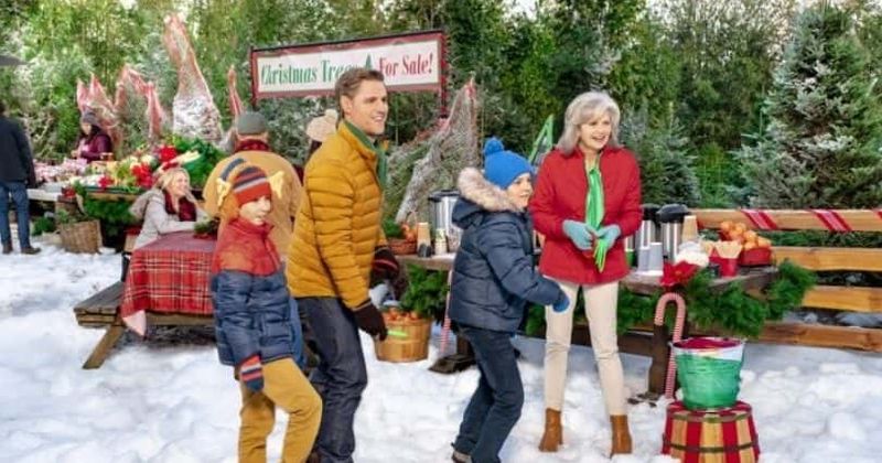 'A Godwink Christmas: Second Chance, First Love': Release date, plot, cast and all you need to know about Hallmark's holiday film