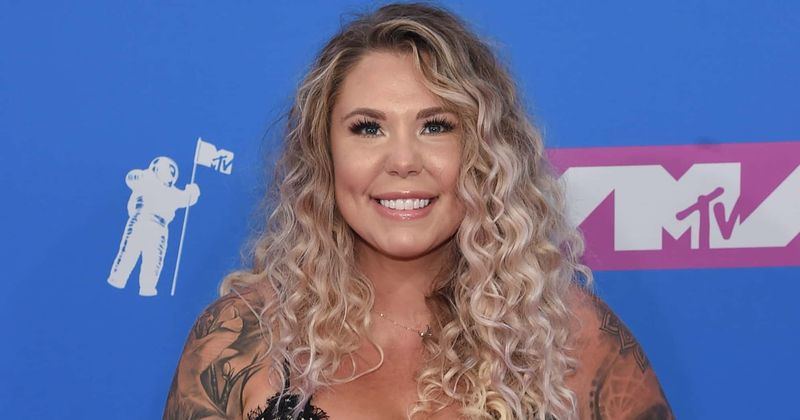 'Teen Mom 2': Kailyn Lowry gives birth to fourth son at home after breech birth scare, names him Romello
