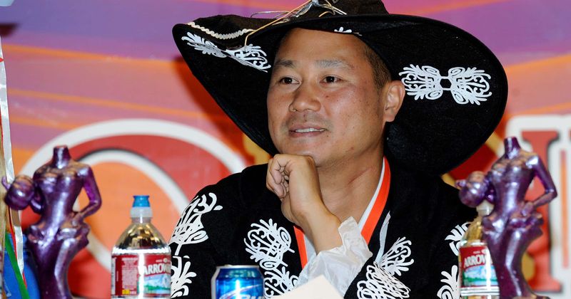 Zappos CEO Tony Hsieh's co-workers think addiction to laughing gas, drugs and vodka led to fire that took his life