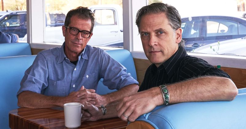Calexico 'Seasonal Shift' Review: Rock band's first holiday album is less about Christmas and more about memories