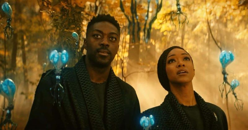 'Star Trek: Discovery' Season 3: Filler Episode 8 on Book's planet sets up war with the Emerald Chain