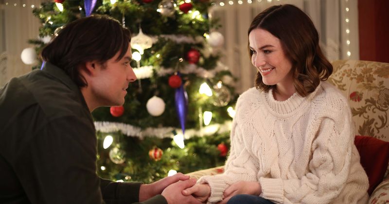 'Inn Love by Christmas' Review: Lifetime explores the beauty of home and relationships with a snowy romance
