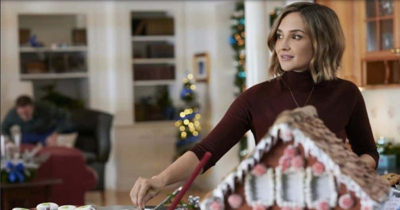 'Cross Country Christmas': Meet Rachael Leigh Cook, Greyston Holt and rest of the cast of Hallmark holiday film