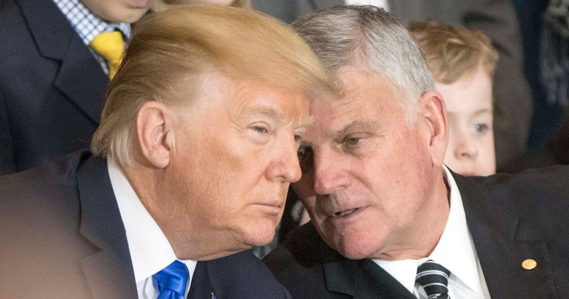 Franklin Graham calls Trump 'one of the great presidents', Internet labels him a 'heretic'