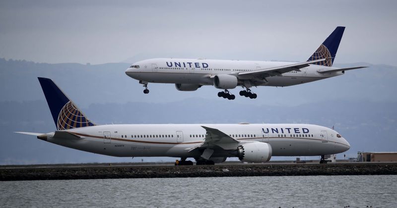 Man dies after shaking, sweating 'with Covid' on United Airlines flight, CDC trying to trace all 179 passengers