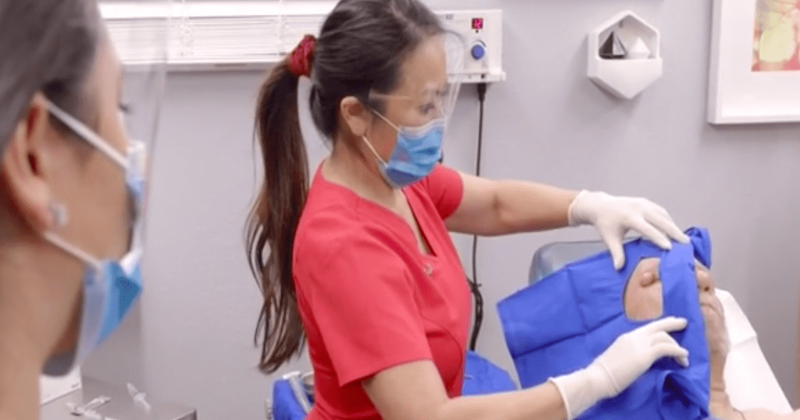 'Dr Pimple Popper’ Season Squeezings: Jeff has an eye cyst, can Dr Lee successfully remove 'little Halle Berries'?