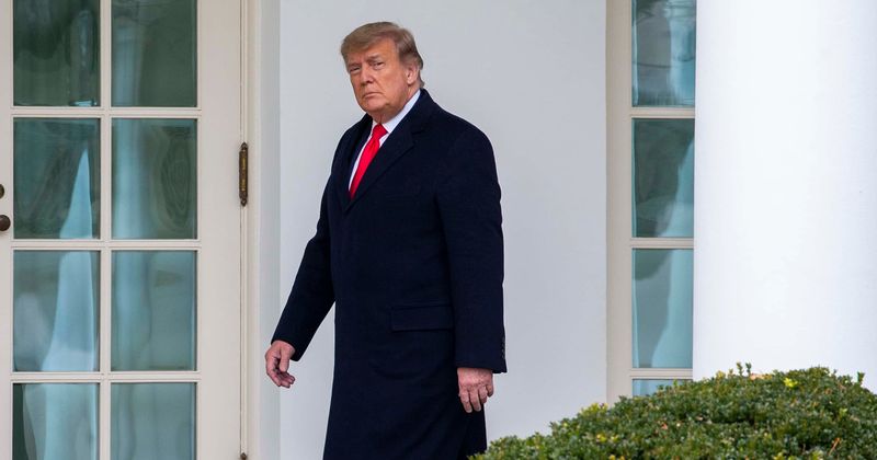 Trump hopes to build $2B presidential library with donation from supporters, Internet says 'more like liebrary'
