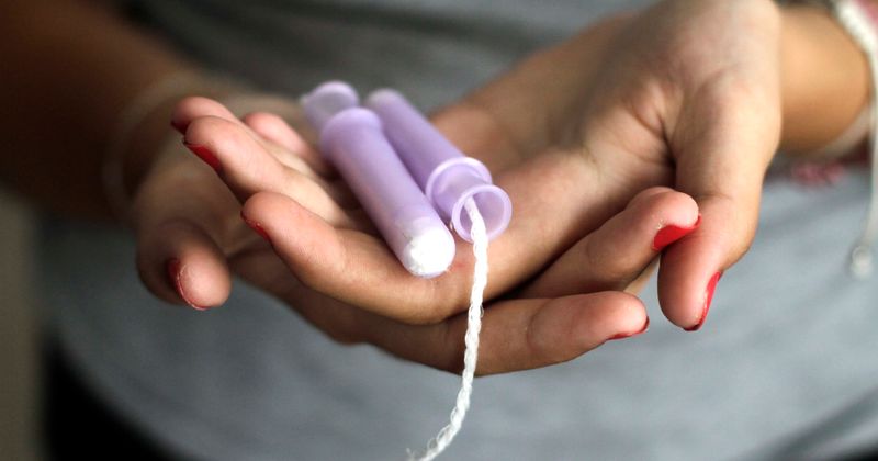 Tara Ahrens: Indiana blogger mom praised for convincing teenage sons to carry tampons for their female friends