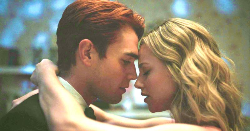'Riverdale' Season 5 Premiere: Will Jughead and Betty break up? Fans slam cheating Archie as a 'piece of shit'