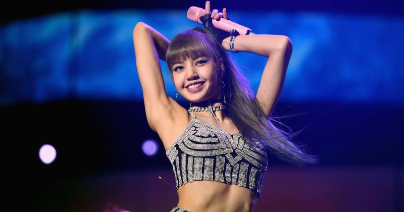 Was Blackpink's Lisa a victim of racism? Why chat screenshots sparked outrage as Blinks demand 'Respect Lisa'