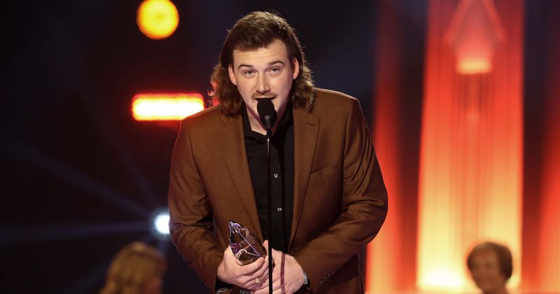 Morgan Wallen goes on hiatus after N-word row, asks fans not to defend him in lengthy second apology video