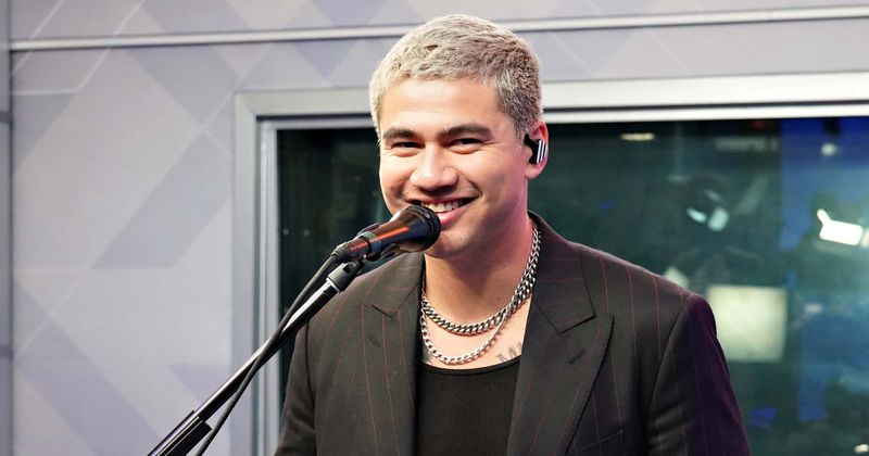 Where is Calum Hood now? 5SOS fans demand his response on bandmate Ashton Irwin's 'Heartbreak Girl' comment