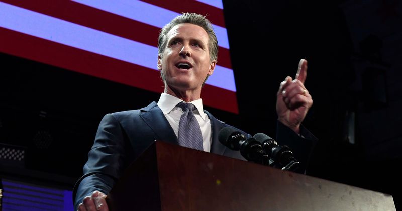 'Recall Gavin Newsom' trends as he dubs Greg Abbott ‘reckless’ for ending Texas mask mandate: 'What a hypocrite'