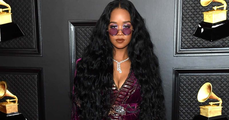 Grammy 2021: H.E.R's 'I Can't Breathe' wins Song of the Year, fans call it 'tribute' for Black Lives Matter