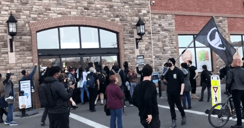 Daniel Prude death: 'Hundreds' allegedly trapped inside NY grocery store as BLM protesters block exits