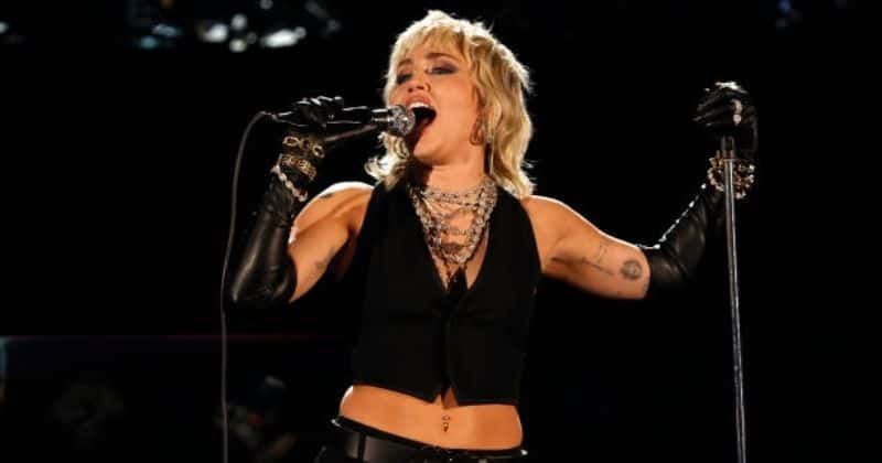 Miley Cyrus trolled for performing Queen, Blondie and Stevie Nicks covers at Final Four games: 'Make it stop please'