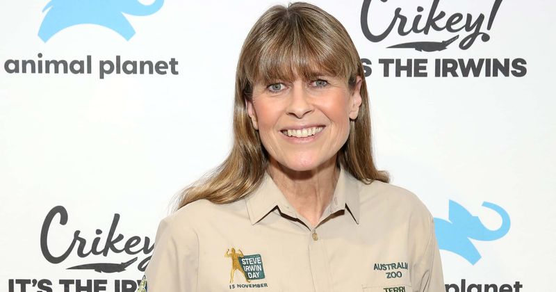 What is Terri Irwin's net worth? Steve Irwin's wife is the owner of Australia Zoo's massive fortune