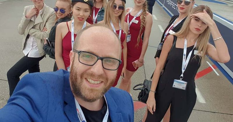 Who is Vitaliy Grechin? American held for 'Butt Squad' pic in Dubai with 17 NUDE models says 'won’t apologize'