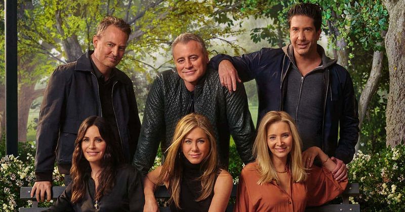Was 'Friends' just a long Starbucks ad? Theory suggests show popularized 'cafe over pub' culture amid youth