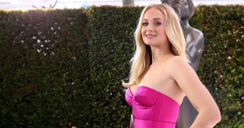 Is Sophie Turner bisexual? GOT actor's pride month post puzzles fans: 'Time isn't straight and neither am I'