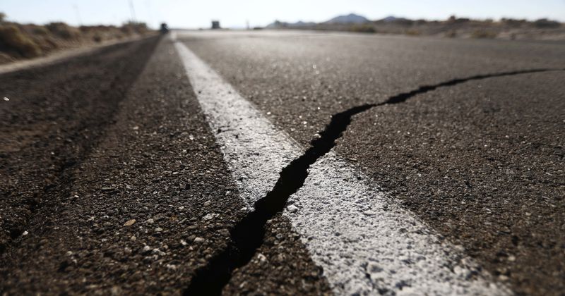 4.2 magnitude earthquake hits California, Internet says 'it's a weekly event'