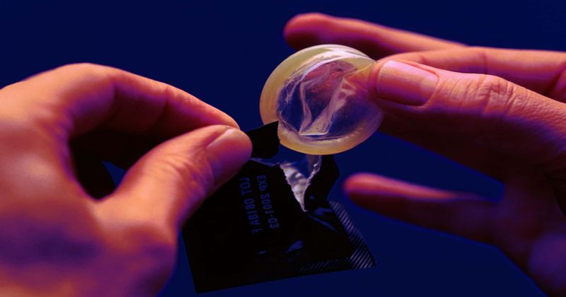 Chicago schools slammed over free condoms for 5th graders: 'Putting cart before the horse'