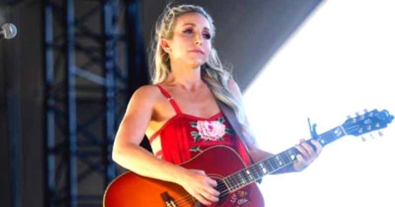 Ashley Monroe: Pistol Annies singer reveals cancer diagnosis, asks for fans' prayers