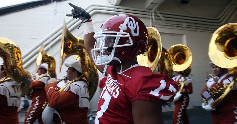 Why is Big 12 penalizing 'horns down' gesture in football? Internet says 'Texas has gone soft'