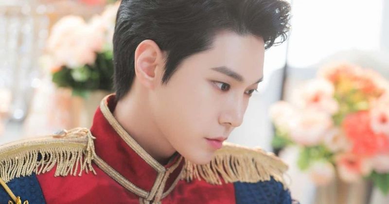 NCT’s Doyoung makes musical debut with ‘Marie Antoinette’, moves viewers with powerful voice