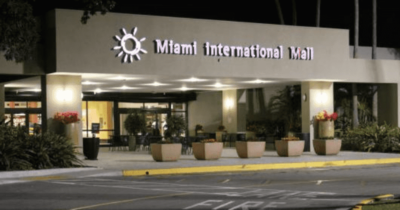 Miami International Mall robbery: Candle thief sprays bear repellent, injures 30 before fleeing