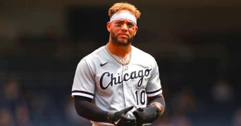 Yoan Moncada misses home plate, White Sox gets inning: 'Mr Inconsistent strikes again!' say fans