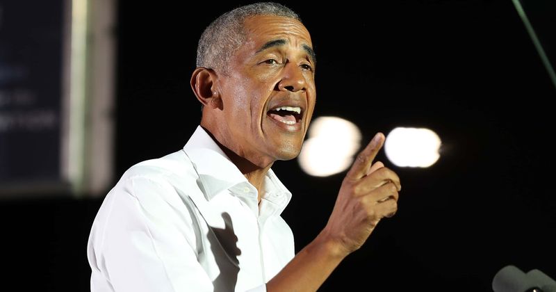 Obama trolled for scaling down birthday bash, fans ask 'did Trump cancel indoor Xmas party?'
