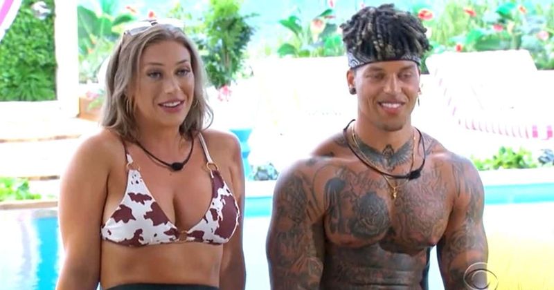 'Love Island' fans cringe at Olivia and Korey's families' 'awkward' meeting
