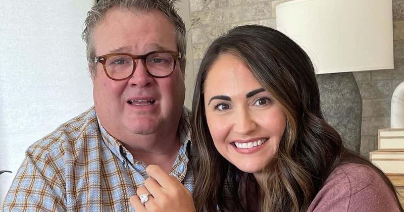 Modern Family star Eric Stonestreet engaged to nurse GF Lindsay Schweitzer