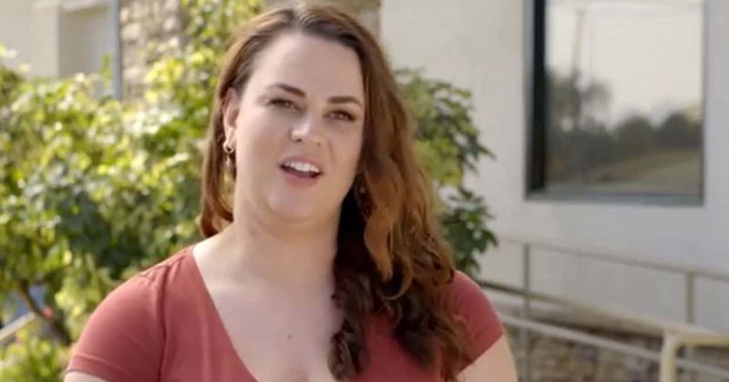 'Dr Pimple Popper': Jaclyn has to fight fear of needle to get rid of pear-shaped bump