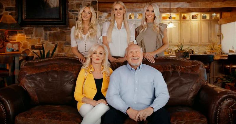 'The Bradshaw Bunch': Release date, spoilers and all about E! family reality show