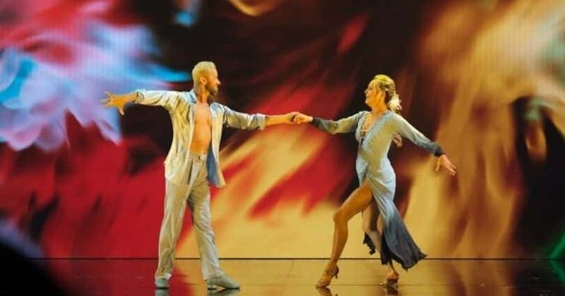 'DWTS' Season 30: Fans say Melora Hardin's 'legs are national treasure'