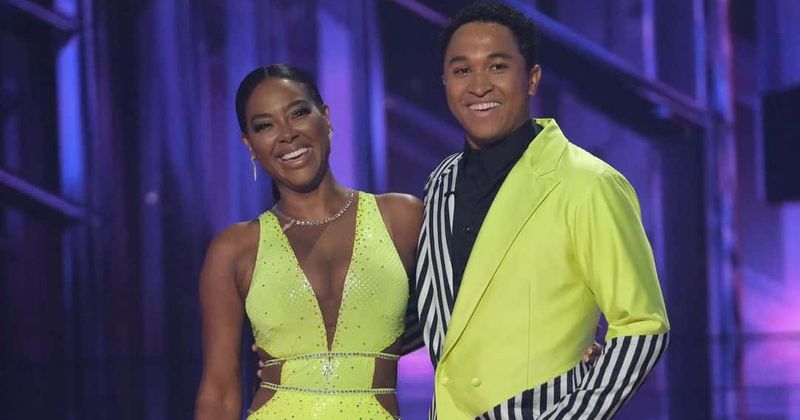 'DWTS' Britney Week: Kenya Moore in the bottom two, fans claim it's 'pure racism'