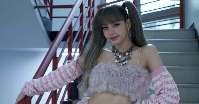 YG stock plummets as fans slam Blackpink Lisa's mistreatment