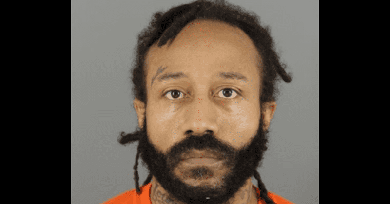 Who is Darrell Brooks' mother? 'Traumatized' mom called 911 seeing red SUV on news