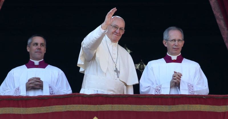 Pope Francis rebukes Trump’s Jerusalem decision in traditional Christmas Day speech
