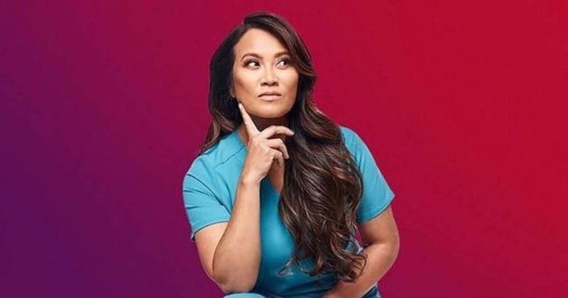 'Dr Pimple Popper': Dr Lee extracts noodle-like blackheads in latest video